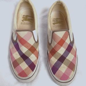 Burberry Novacheck Slip on Sneakers